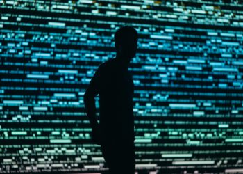Un policier du contre espionnage DGSI jugé pour avoir vendu des fichiers