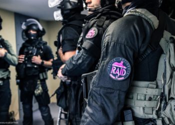 Un ado de 15 ans tué sur fond de guerre des gangs police raid