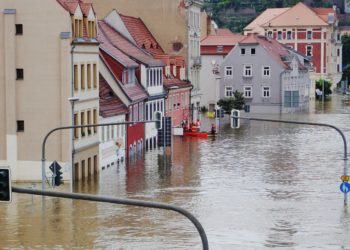 Ardèche : "scénario catastrophe" un village défiguré et coupé du monde