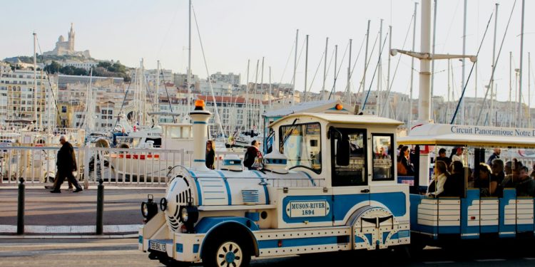 Marseille a perdu 185 policiers depuis l’élection d'Emmanuel Macron