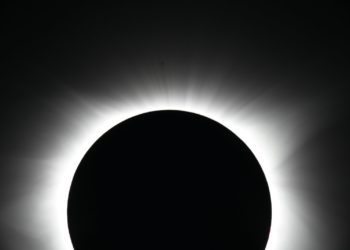 Vidéo - Une éclipse solaire en anneaux de feu observée en Argentine
