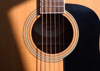 Cet hommage touchant de Julien Doré à sa mère dans son nouvel album