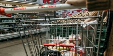 Auchan supprimerait plus de 2000 emplois en France