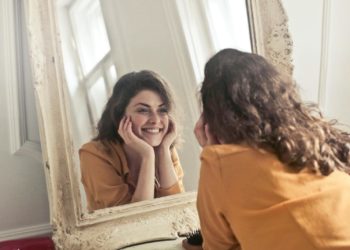 Des implants dentaires bientôt remboursés ?