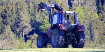 Aux urgences de Toulouse, un agriculteur des Hautes Pyrénées grièvement blessé dans un accident de tracteur