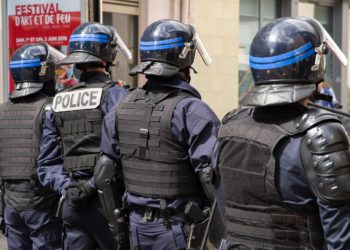 Affrontements entre forces de l'ordre et bandes de jeunes