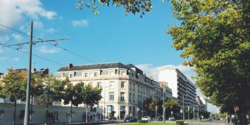 Un piéton percuté par un tramway