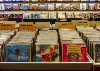 100 choristes reprennent un tube de Nirvana, ça décoiffe