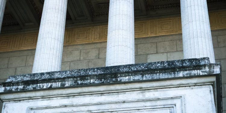 Agression sexuelle : un sénateur à nouveau visé