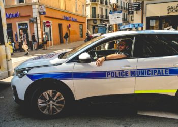 Des fans de voitures ciblés par un tireur