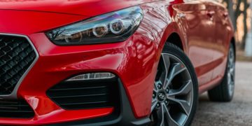 Louer une voiture ? Des astuces pour payer moins cher