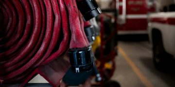Près d'une station balnéaire, un incendie détruit une maison familiale