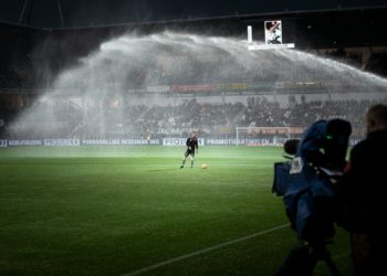Coup de massue pour Lyon, relégué en Ligue 2