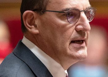 Macron propose Castex à la tête de la SNCF