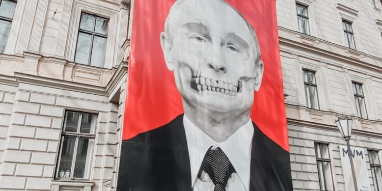 L'Ukraine subit de nouvelles frappes aériennes massives de la Russie