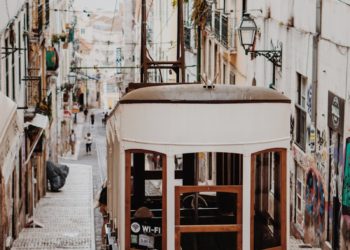 Portugal : deuil national après le déraillement meurtrier d'un funiculaire à Lisbonne