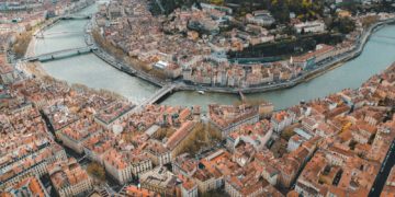 Lyon : 4 morts dans l’incendie d’un immeuble