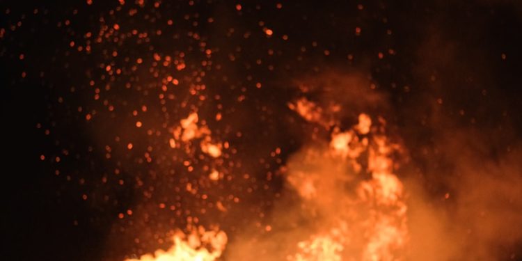 Un violent incendie détruit un restaurant à Balma