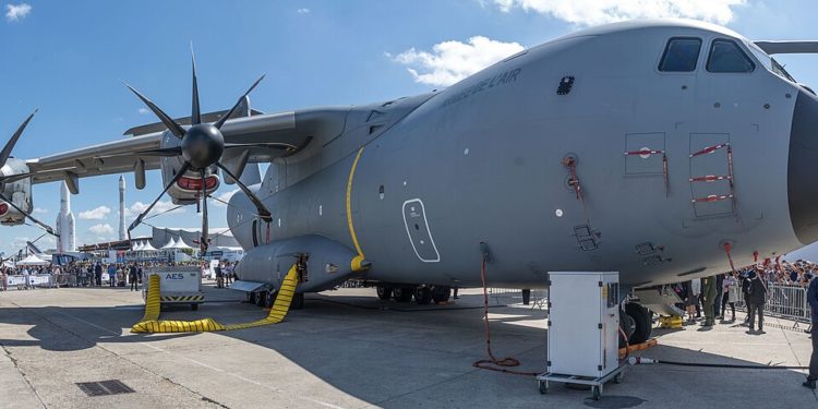 Vidéo - première sortie pour l'Airbus A400m sur l'incendie en Gironde
