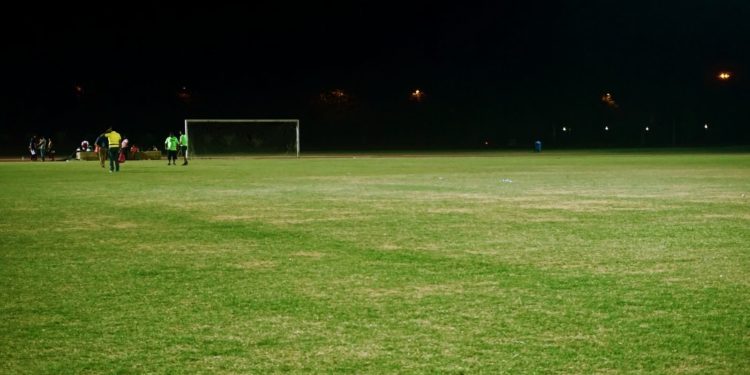 Terrains grillés, les clubs obligés de s'adapter avant la Coupe de France