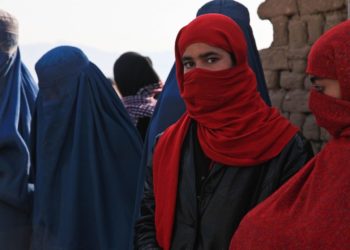 Le Portugal interdit le voile intégral