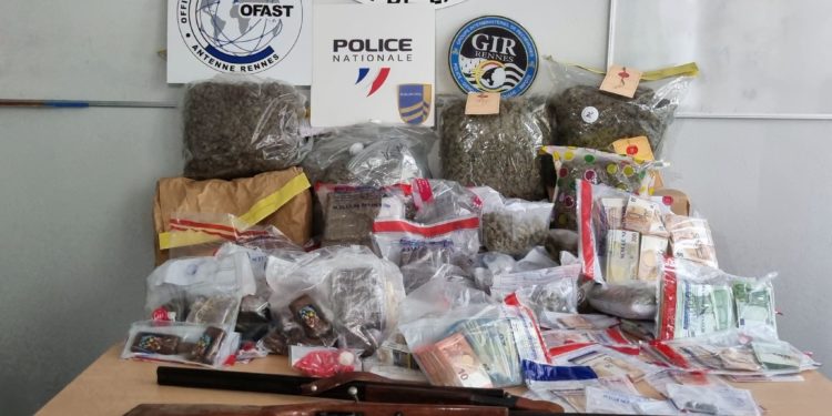 Saisie de 100 kg de drogue dans un trafic entre l'Espagne et la France