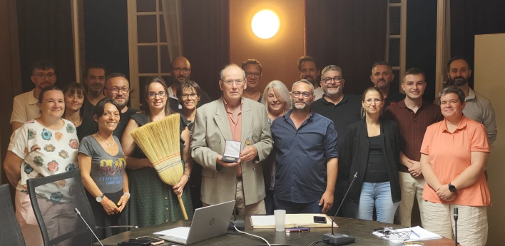 L'un des derniers fabricants de balais de paille exerce entre Toulouse et Montauban