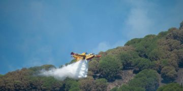 Narbonne, 240 pompiers et 4 Canadair sur un nouvel incendie dans l'Aude