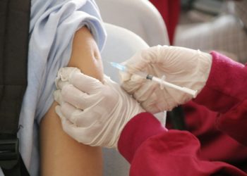 Donald Trump poursuit sa politique antivax