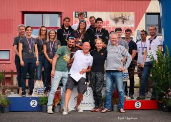 Une parachutiste toulousaine médaillée au Championnat de France