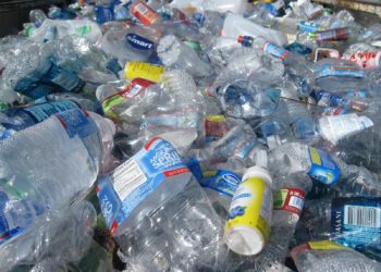 Débat à Toulouse sur le plastique et l'environnement