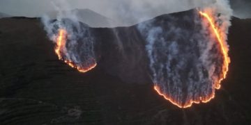 Importants moyens mobilisés pour un incendie difficile d'accès dans les Pyrénées