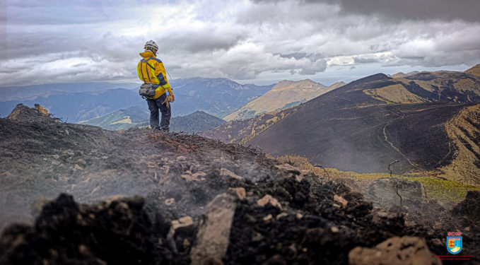Incendie dans les Pyrénées "de nombreux points chauds persistent"