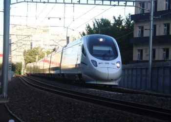 Delga annonce plus de trains régionaux à 1 euro face à la crise des carburants