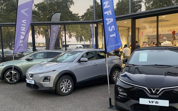 Le fabriquant de voitures électriques vietnamien Vinfast s'installe à Toulouse