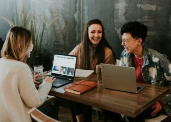 Des milliers d'offres d'emplois annoncées au Forum Place Emploi à Toulouse