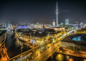 Qui est Elif Eralp, favorite pour devenir maire de Berlin