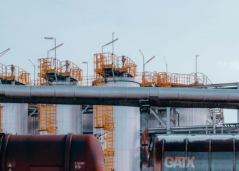 Prix du carburant : des pêcheurs bloquent des dépôts pétroliers