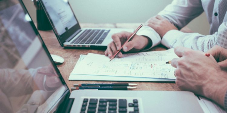 Un numéro unique pour les entreprises avec les services des impôts