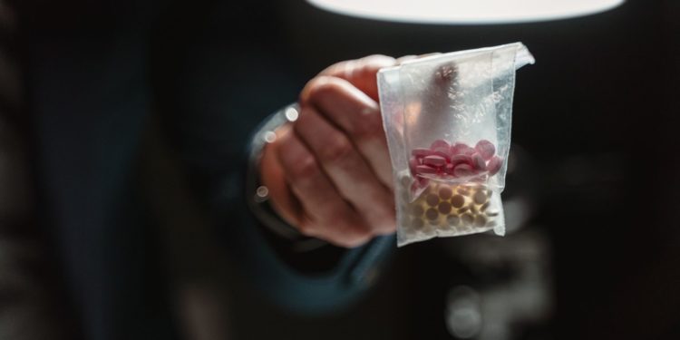 « Rapide et discret » : des vendeurs de drogue répertoriés sur Google Maps !