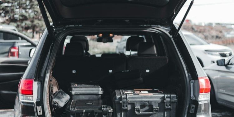 Une femme découverte dans le coffre d’une voiture