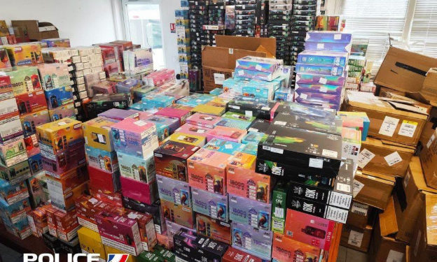 Des milliers de cigarettes électroniques de contrebande saisies