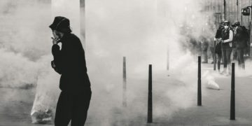 Blocus Lycée, un enseignant aspergé d'un liquide inflammable à proximité d'un feu