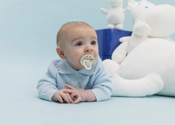 Puériculture : comment associer sécurité, confort et design pour les premiers mois de bébé ?