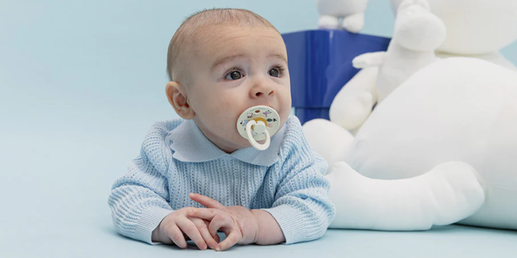 Puériculture : comment associer sécurité, confort et design pour les premiers mois de bébé ?